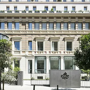 https://palou-suites-mercader.catalonia-hotels.com