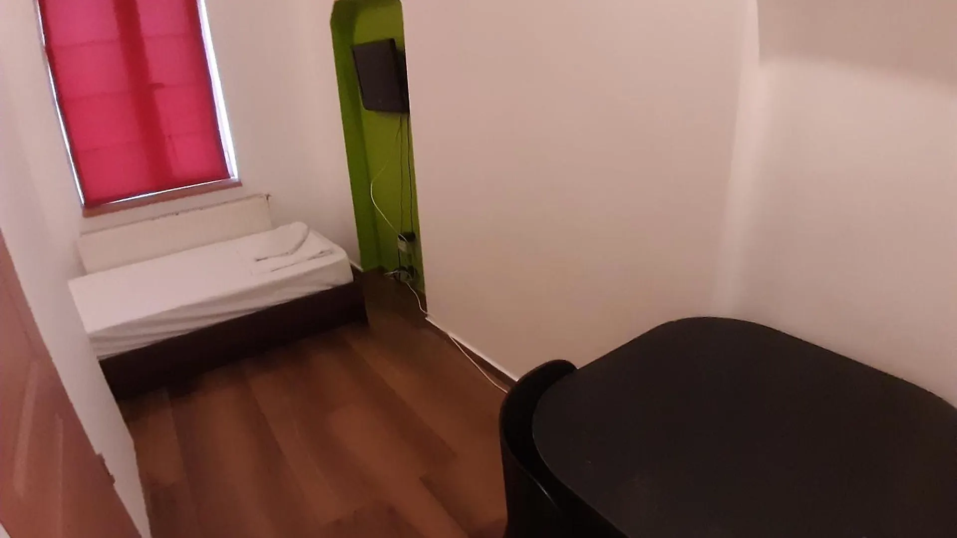 Отель Central Accommodation Budget By Hr Бухарест Румыния
